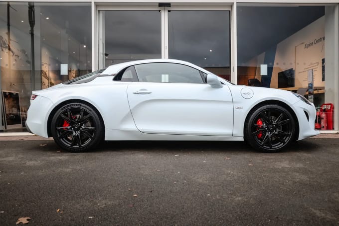 2024 Alpine A110