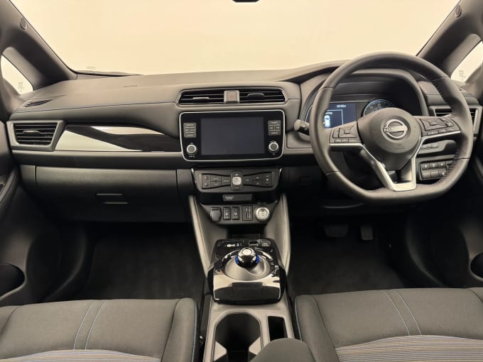 2024 Nissan Leaf