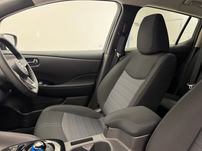 2024 Nissan Leaf