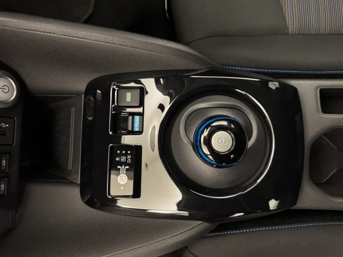 2024 Nissan Leaf