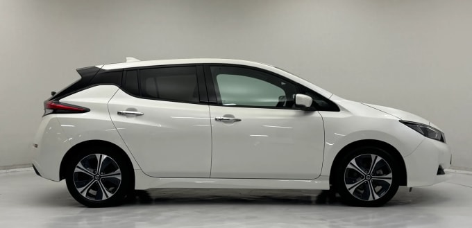 2022 Nissan Leaf