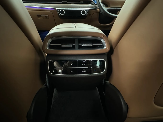 2022 Genesis G80