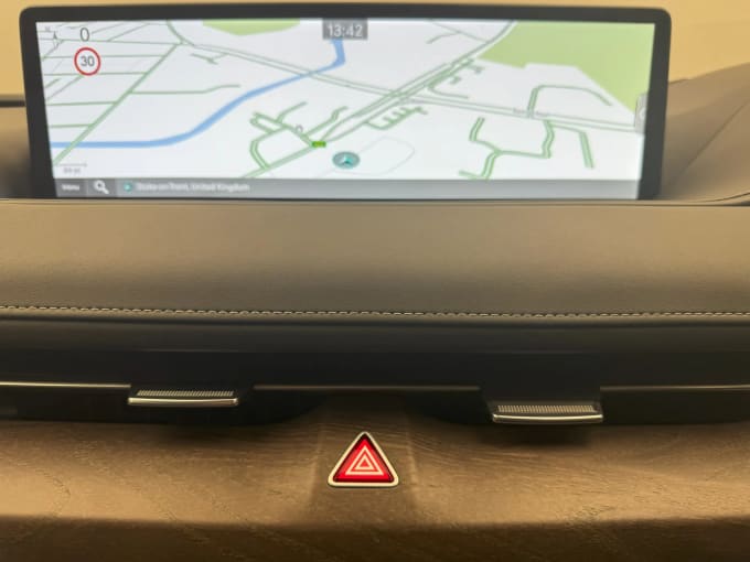 2023 Genesis G80