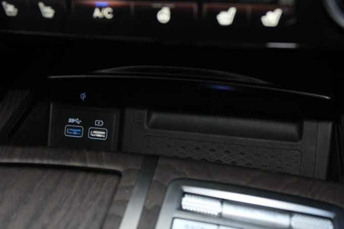 2023 Genesis G80