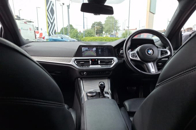 2021 BMW 3 Series