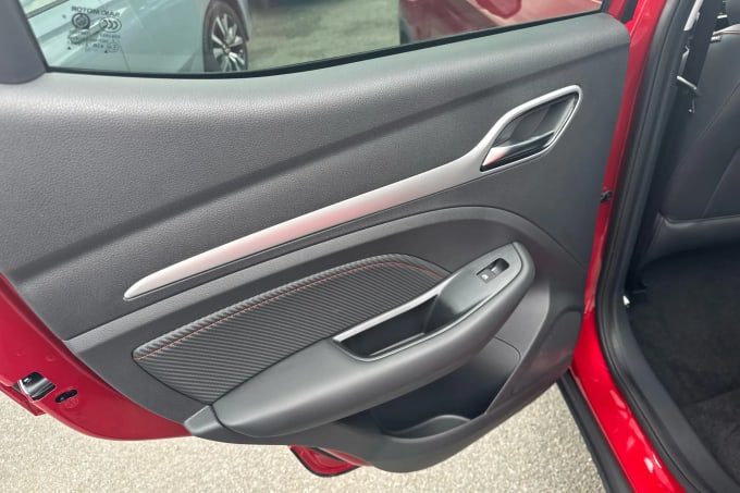 2025 Mg Motor Uk Zs