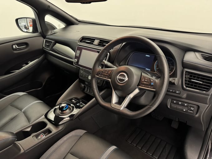 2022 Nissan Leaf