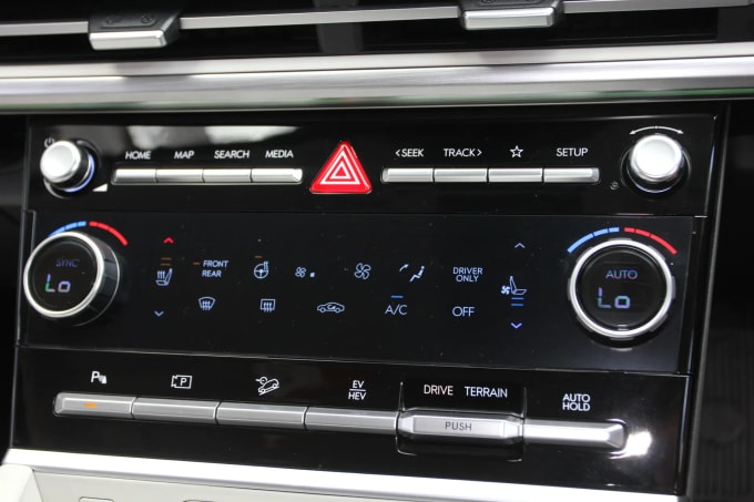 2025 Hyundai Santa Fe