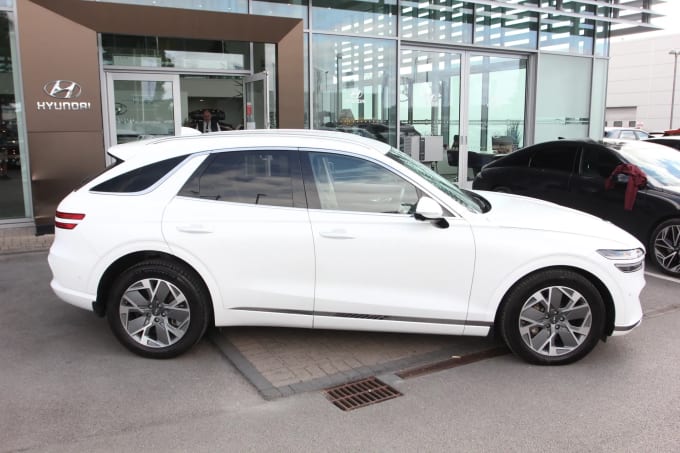 2022 Genesis Gv70