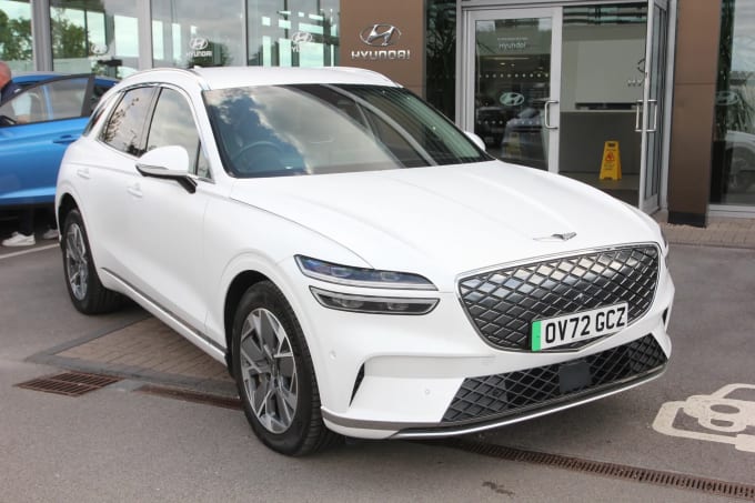 2022 Genesis Gv70