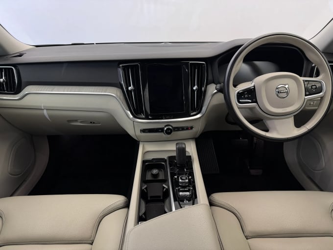 2020 Volvo V60