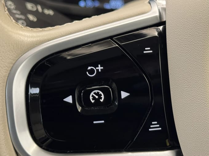 2020 Volvo V60
