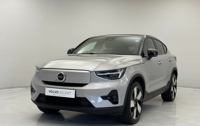 2022 Volvo C40