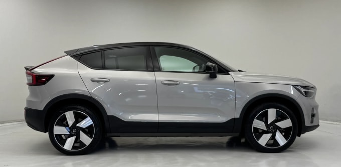 2022 Volvo C40