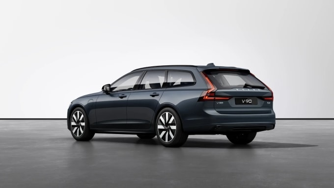 2024 Volvo V90