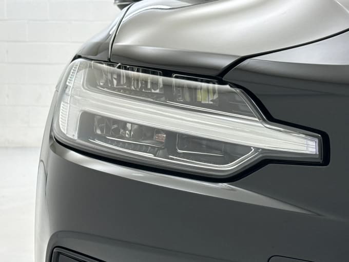 2024 Volvo V60