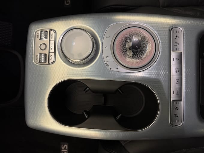 2024 Genesis Gv60