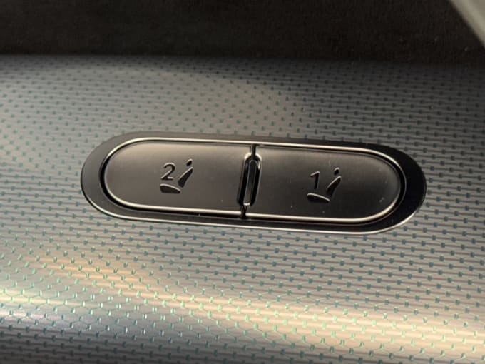 2024 Genesis Gv60