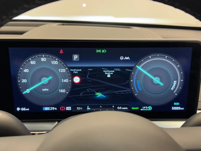 2024 Genesis Gv60