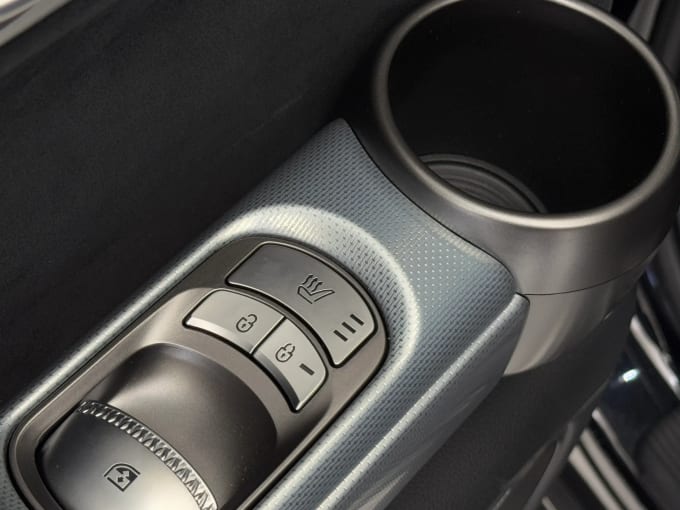 2024 Genesis Gv60