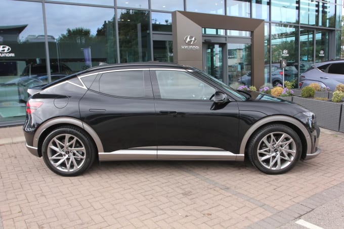 2024 Genesis Gv60