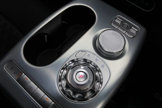 2024 Genesis Gv60
