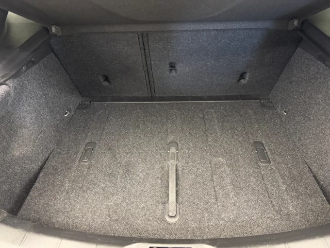 2019 Volvo V40