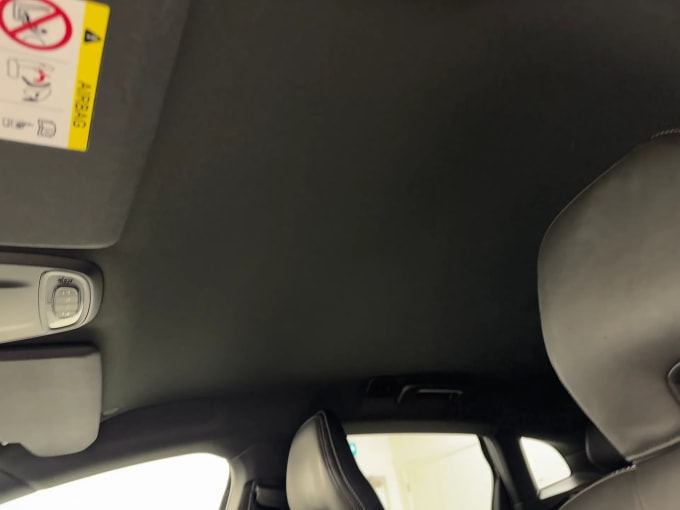 2019 Volvo V40