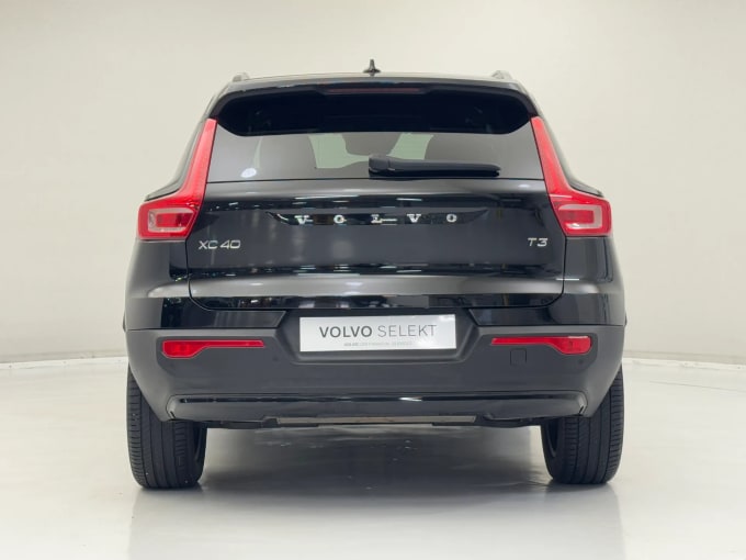 2021 Volvo Xc40