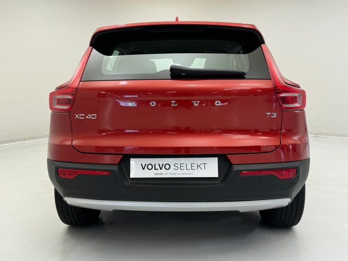 2022 Volvo Xc40