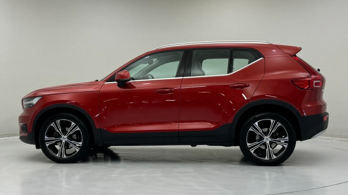 2022 Volvo Xc40