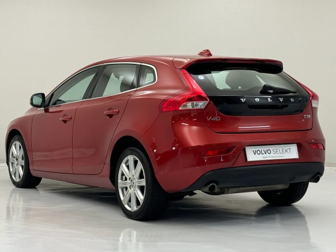 2019 Volvo V40