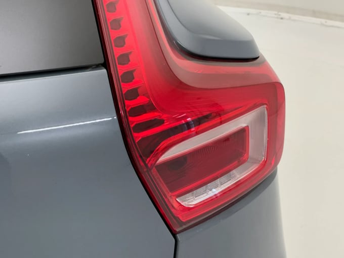 2020 Volvo Xc40