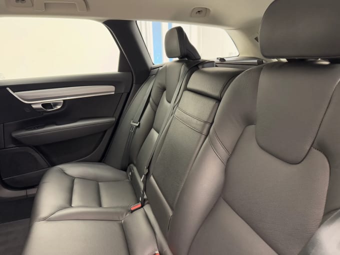 2019 Volvo V90