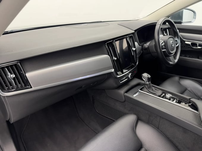 2019 Volvo V90