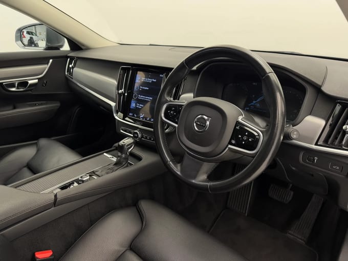 2019 Volvo V90