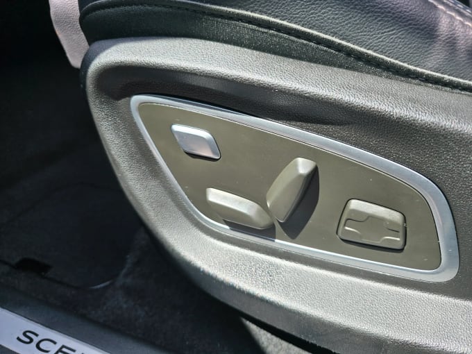 2017 Renault Grand Scenic