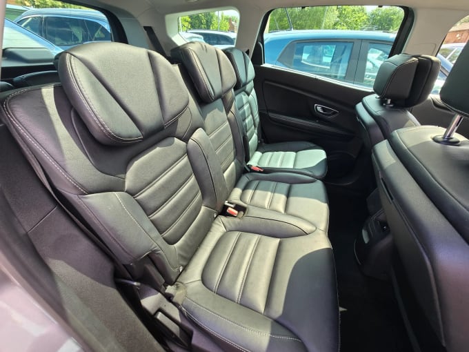 2017 Renault Grand Scenic