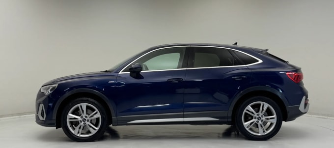 2022 Audi Q3