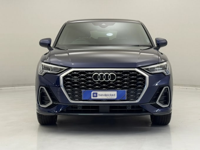 2022 Audi Q3
