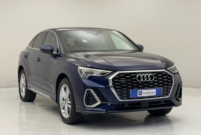 2022 Audi Q3