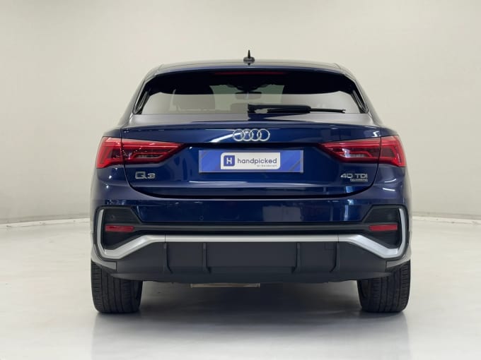 2022 Audi Q3
