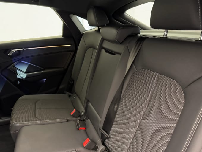 2022 Audi Q3