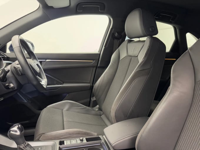 2022 Audi Q3
