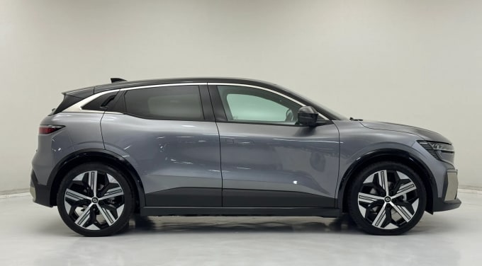2025 Renault Megane E-tech