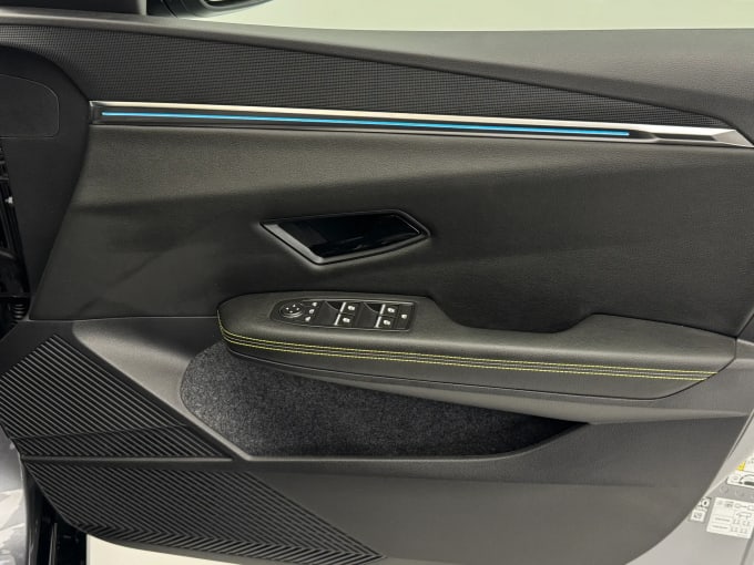 2025 Renault Megane E-tech