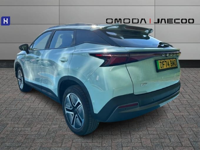 2024 Omoda 5