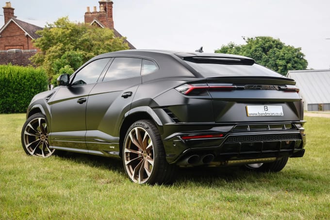2024 Lamborghini 