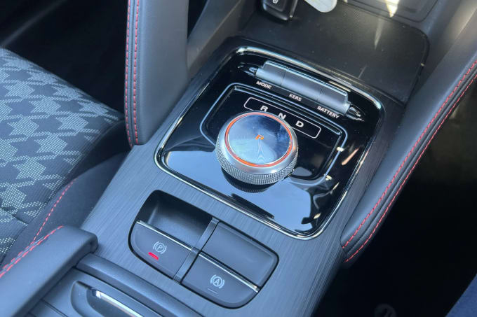 2024 Mg Motor Uk Zs