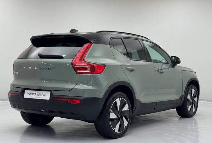 2024 Volvo Ex40